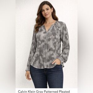 Calvin Klein Gray Patterned Pleated Blouse Size S Long Sleeve NWT